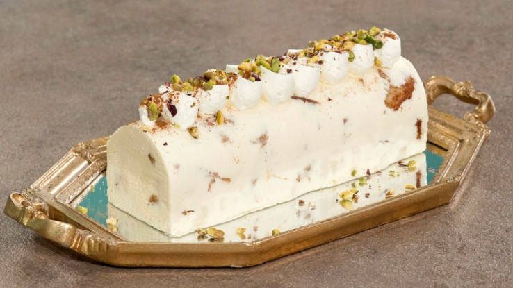 Σεμιφρέντο τσουρέκι της Κατερίνας Λίβα