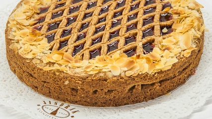 Μια Linzer Torte από το ζαχαροπλαστείο Jindrak